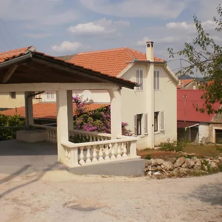 Holiday Branka Ferienhaus *