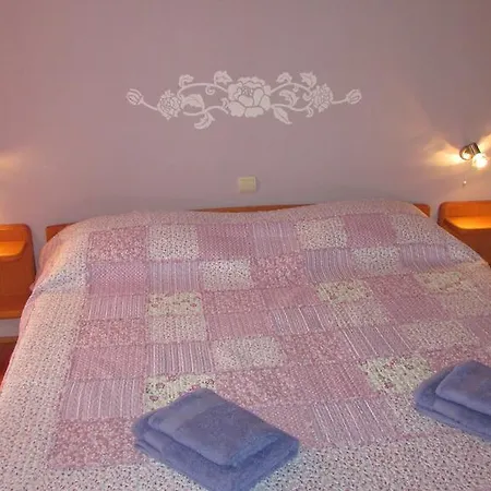 Holiday Branka Ferienhaus Mali Iž