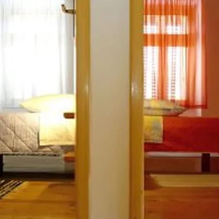 Ferienhaus Holiday Branka *
